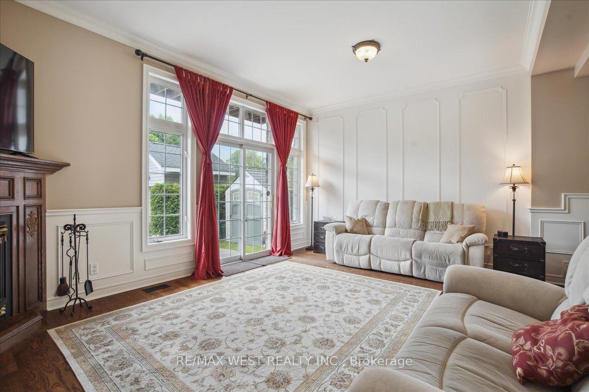 Photo 3 of 2B Robert Street, Georgina, Keswick South — HOMEH