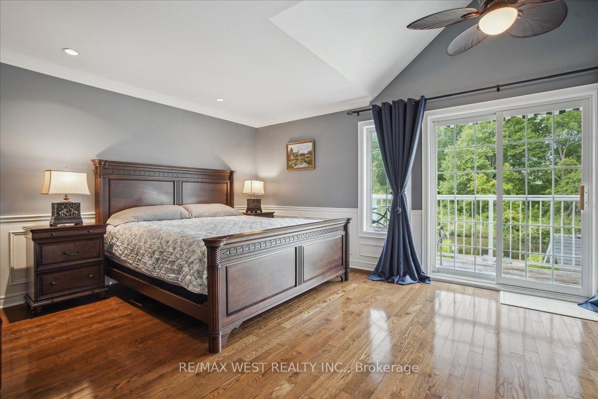 Photo 13 of 2B Robert Street, Georgina, Keswick South — HOMEH