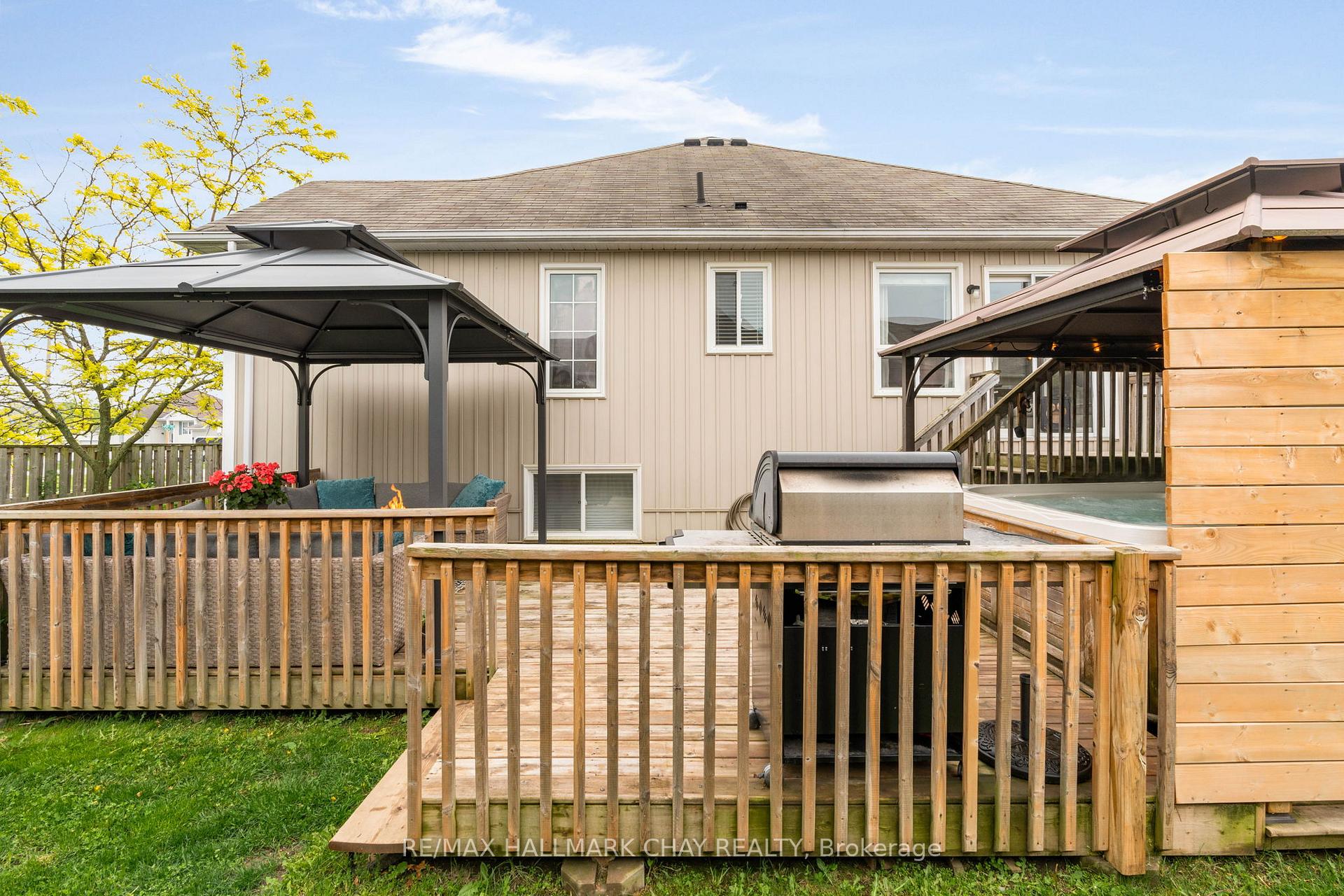 Photo 35 of 291 Regina Street, Clearview, Stayner — HOMEH