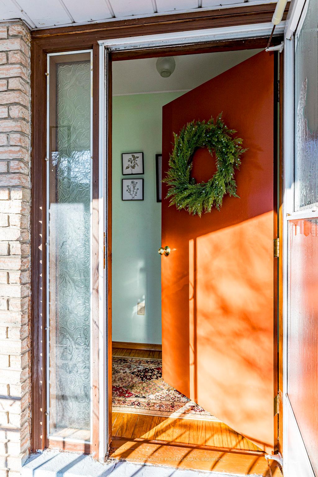 Photo 29 of 16 Elm Avenue, Hamilton, Stoney Creek — HOMEH