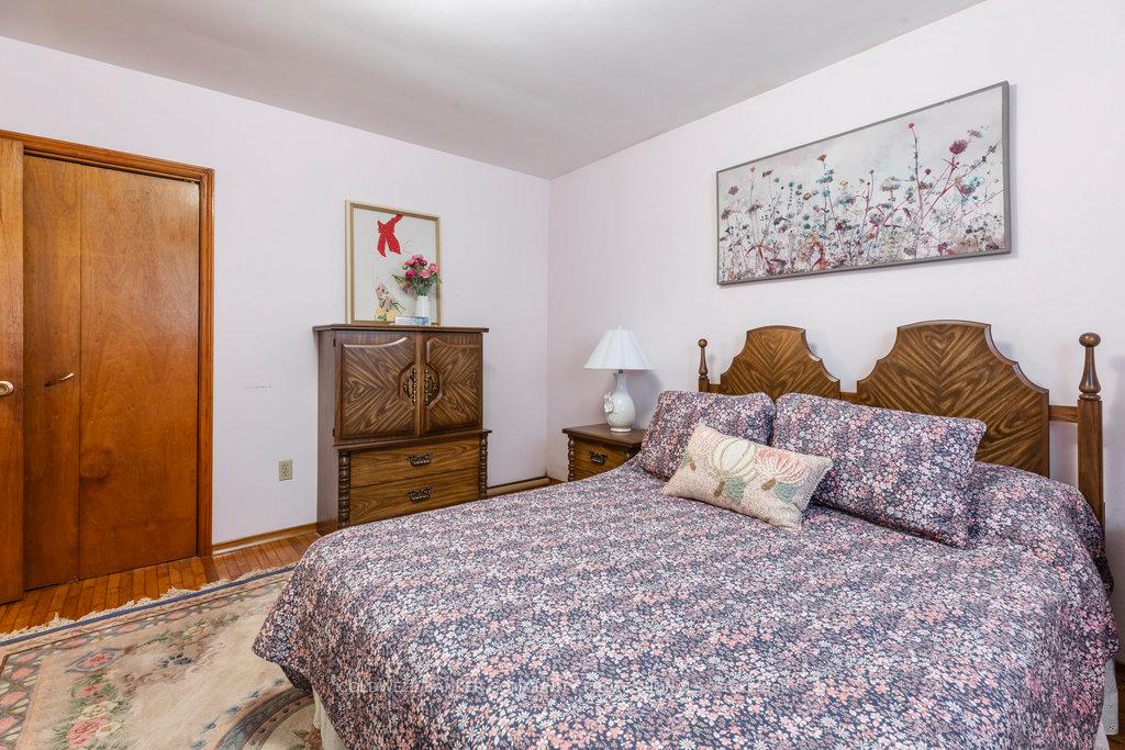Photo 6 of 16 Elm Avenue, Hamilton, Stoney Creek — HOMEH