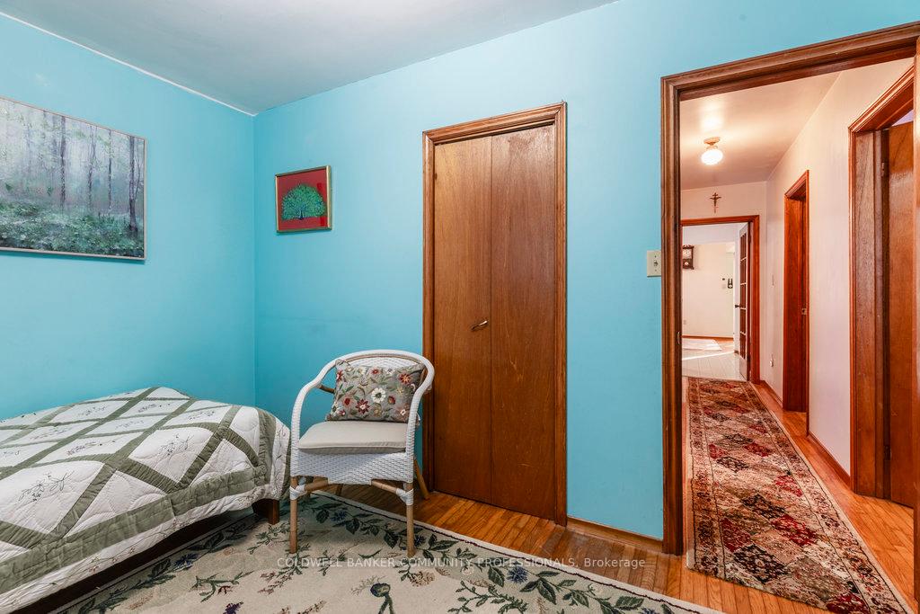 Photo 22 of 16 Elm Avenue, Hamilton, Stoney Creek — HOMEH