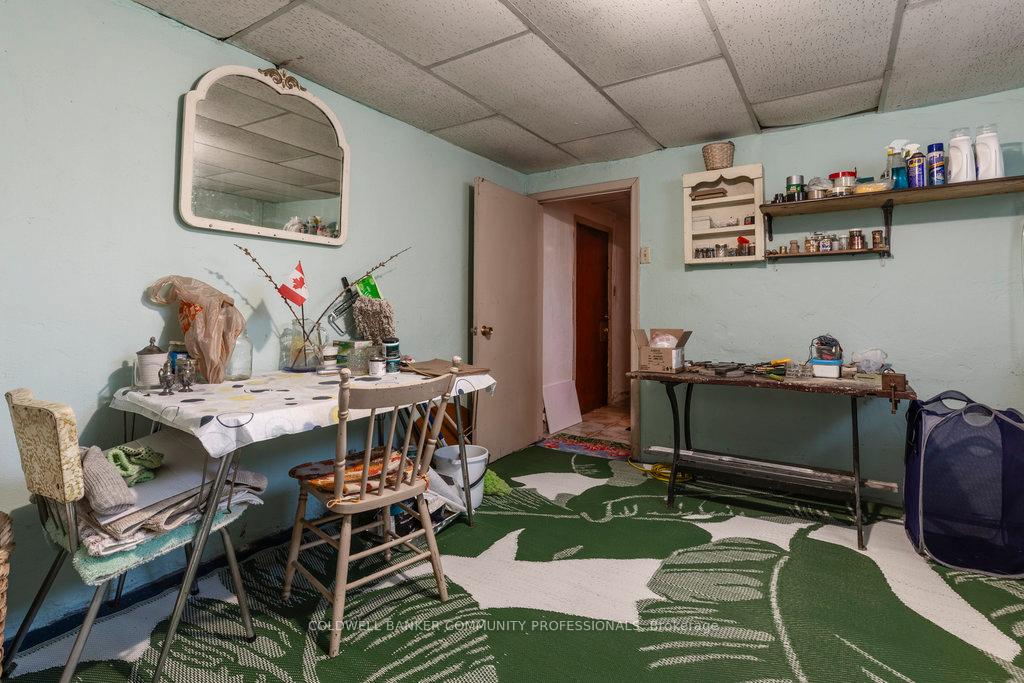 Photo 33 of 16 Elm Avenue, Hamilton, Stoney Creek — HOMEH
