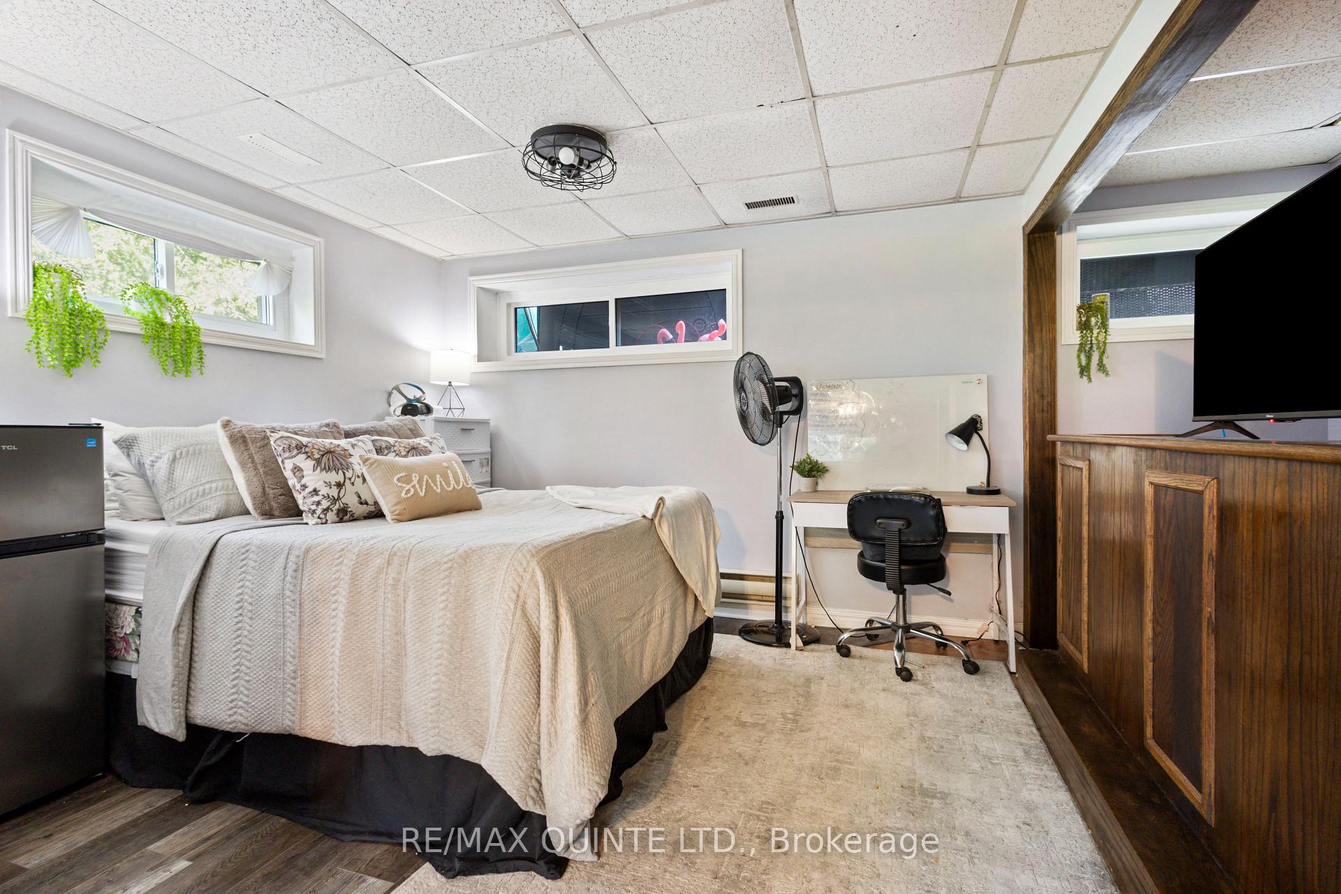 Photo 14 of 563 Thrasher Road, Belleville, Thurlow Ward — HOMEH