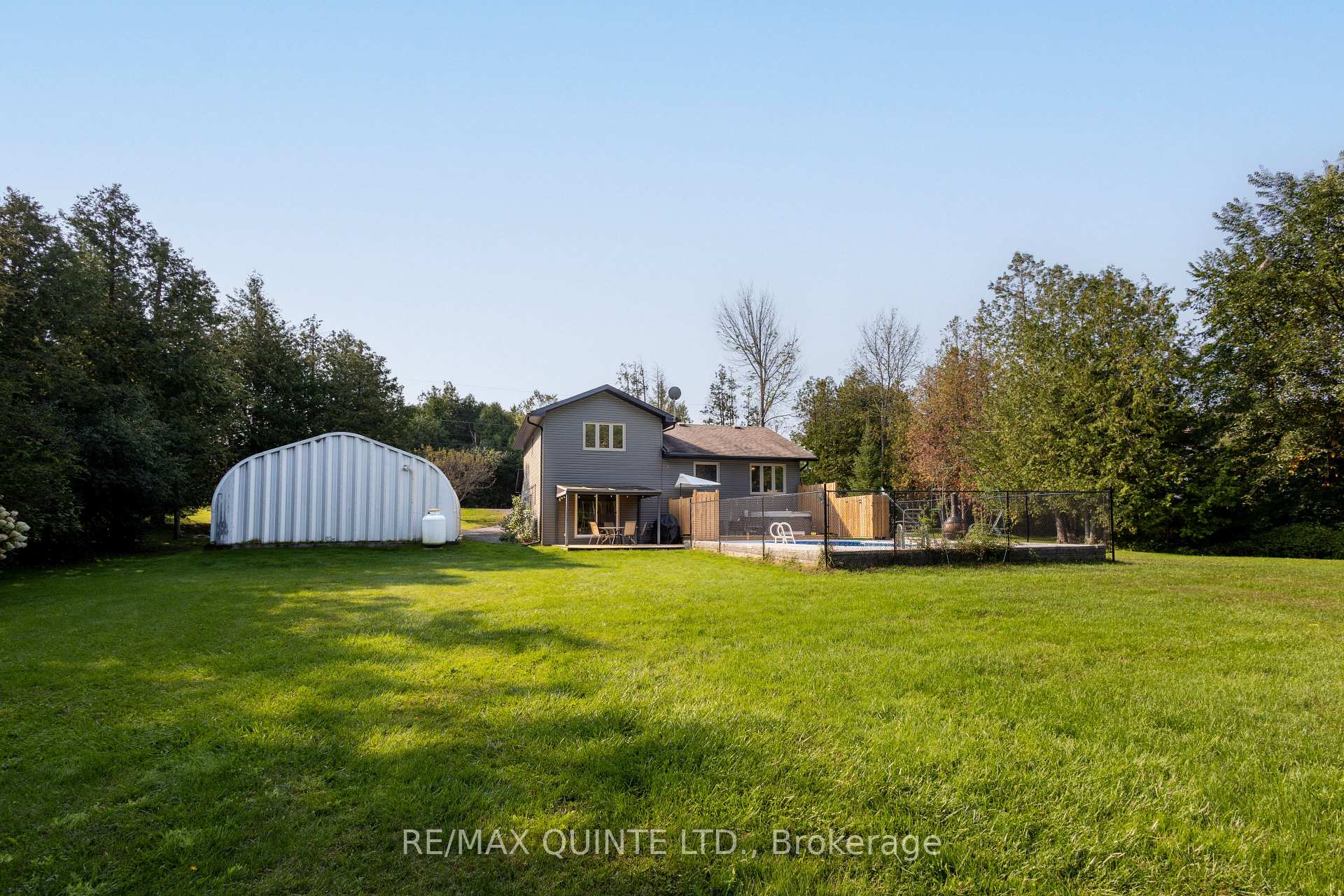 Photo 26 of 563 Thrasher Road, Belleville, Thurlow Ward — HOMEH