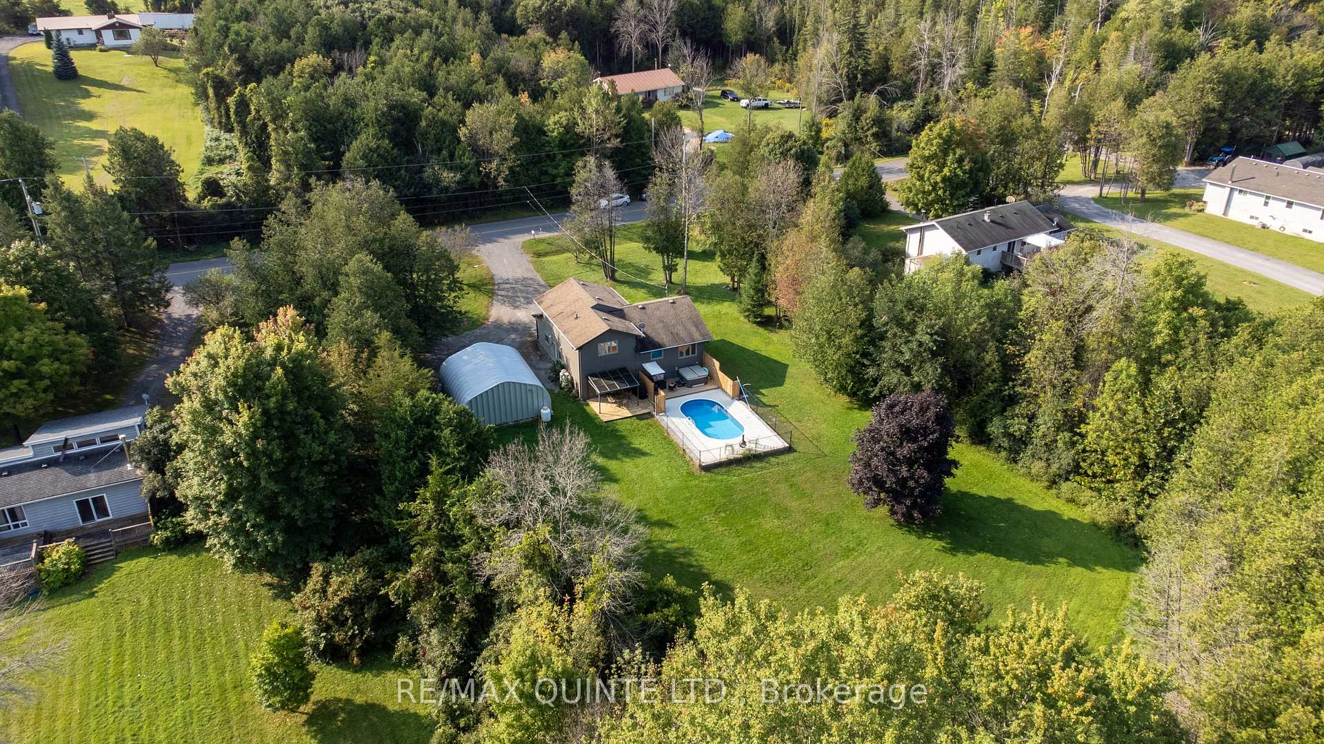 Photo 32 of 563 Thrasher Road, Belleville, Thurlow Ward — HOMEH