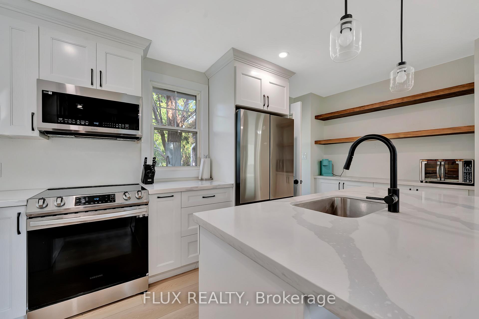 Photo 3 of 48 Belmont Avenue E, Kitchener — HOMEH