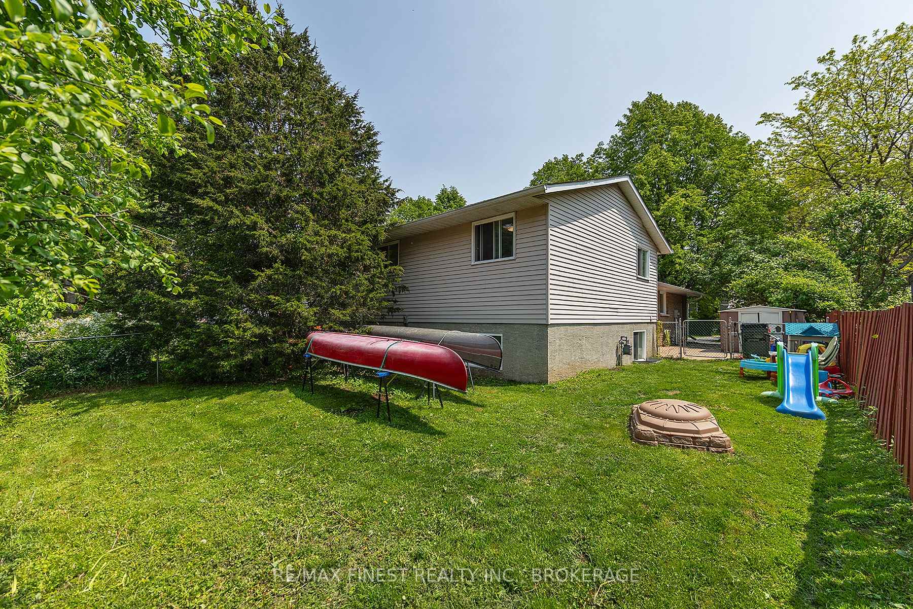 Photo 6 of 49 Limeridge Drive, Kingston, Kingston East (Incl Barret Crt) — HOMEH