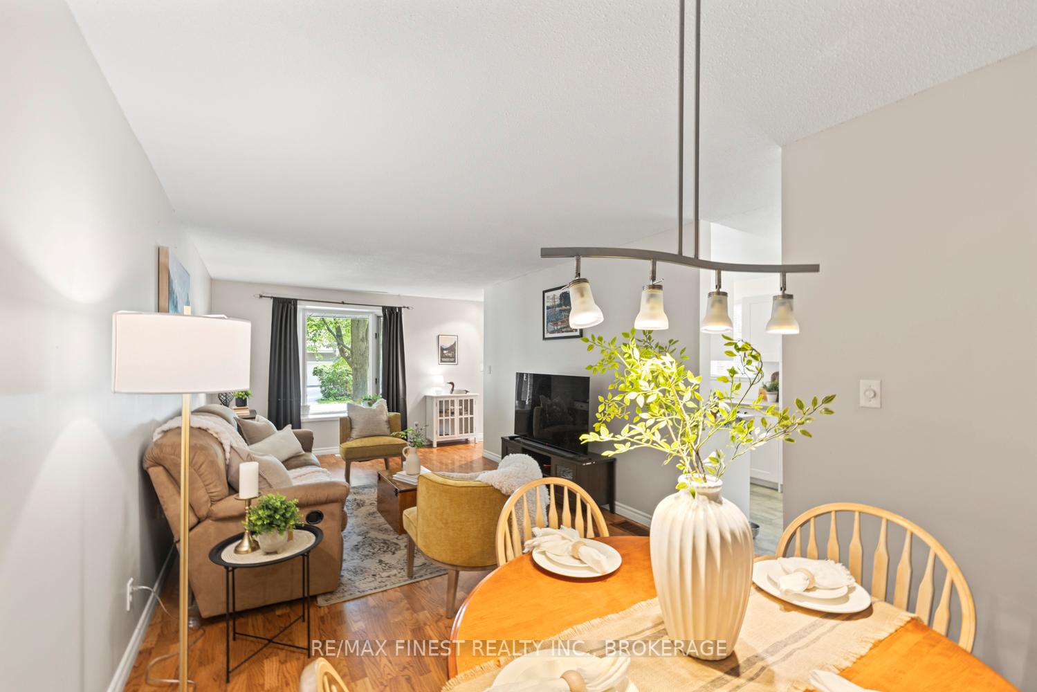 Photo 34 of 49 Limeridge Drive, Kingston, Kingston East (Incl Barret Crt) — HOMEH
