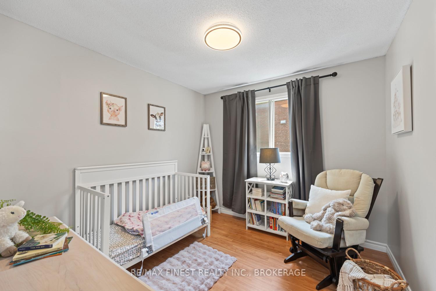 Photo 30 of 49 Limeridge Drive, Kingston, Kingston East (Incl Barret Crt) — HOMEH