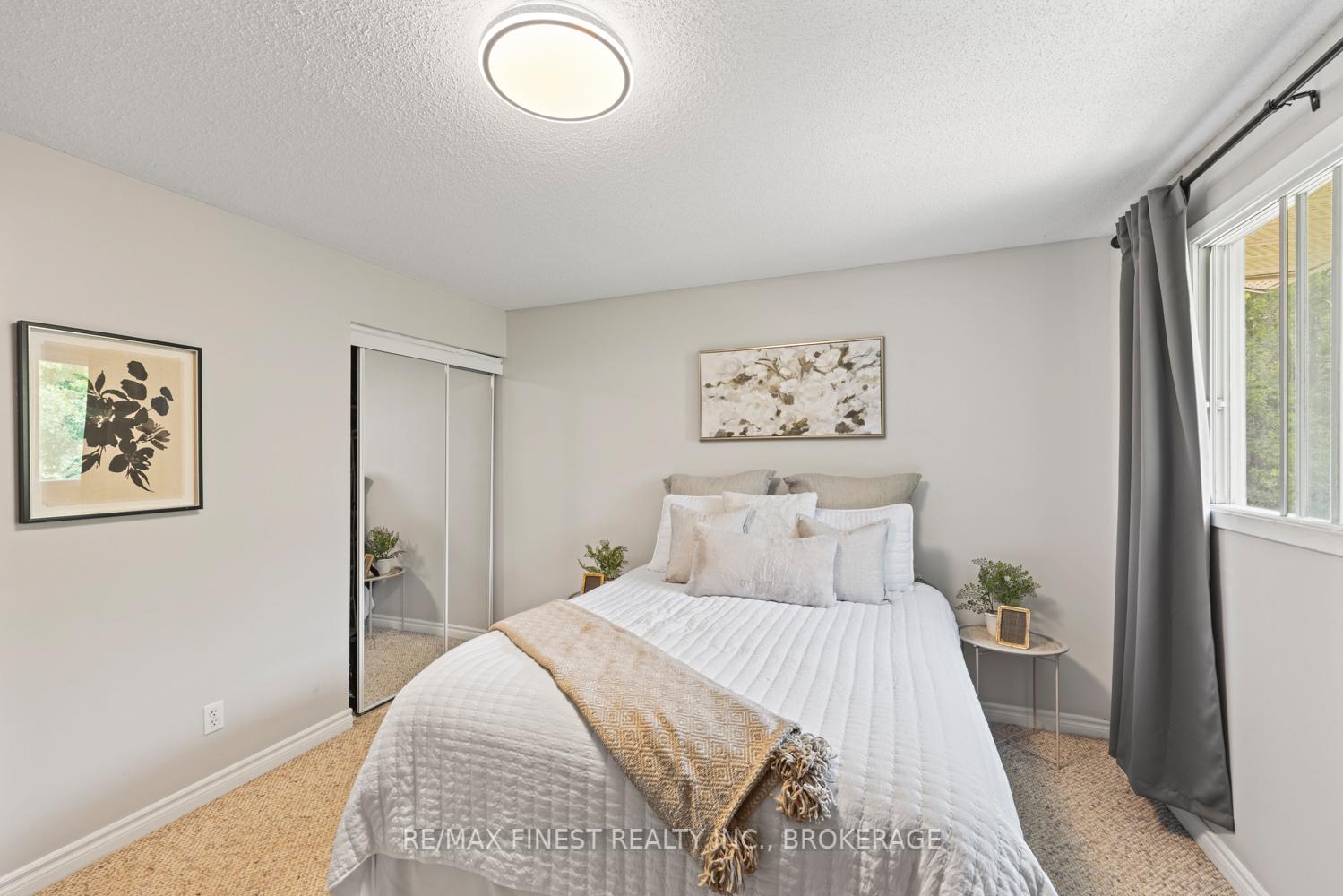 Photo 37 of 49 Limeridge Drive, Kingston, Kingston East (Incl Barret Crt) — HOMEH