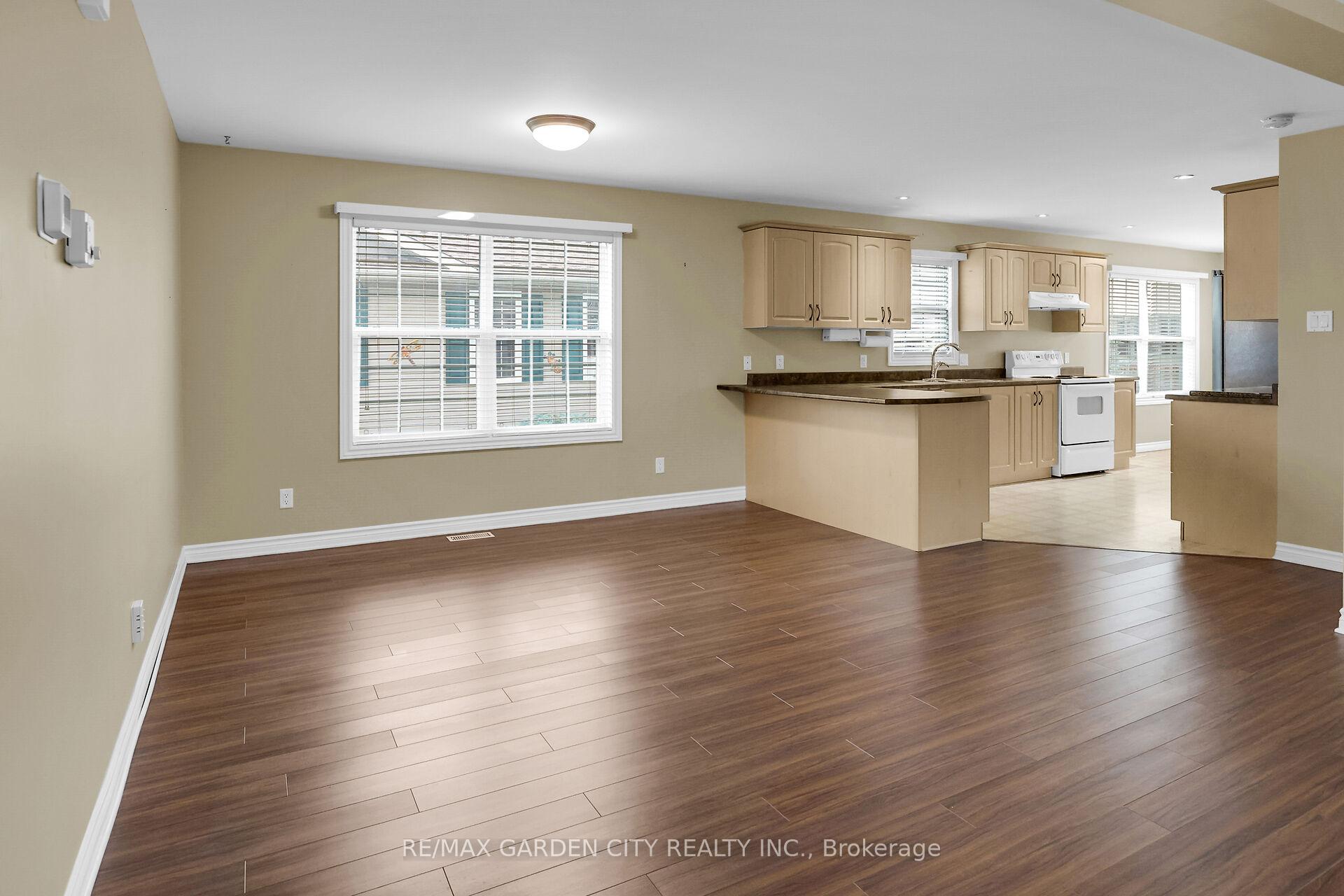 Photo 26 of 4577 Sara Lane, Lincoln, Beamsville — HOMEH