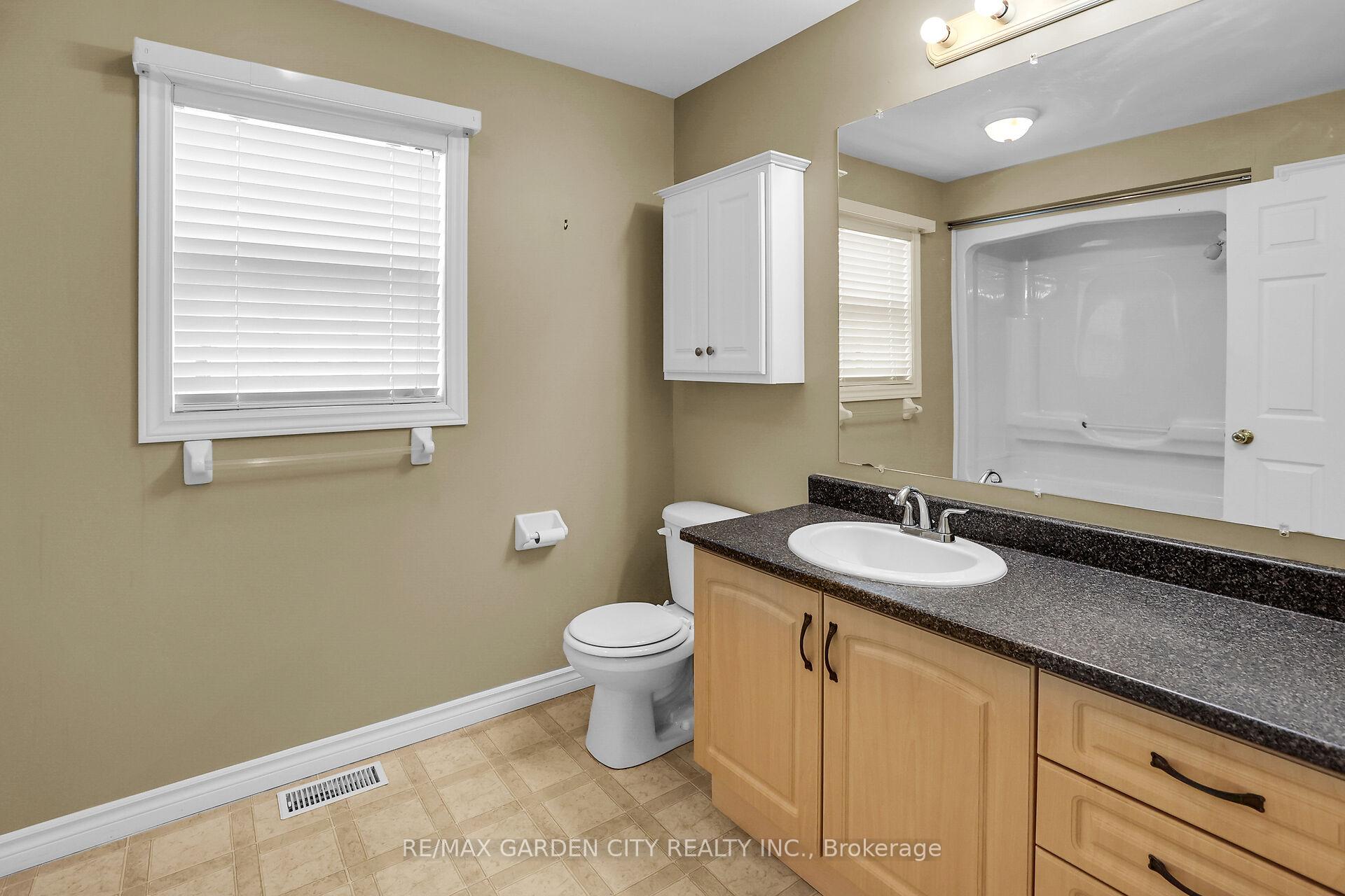 Photo 19 of 4577 Sara Lane, Lincoln, Beamsville — HOMEH