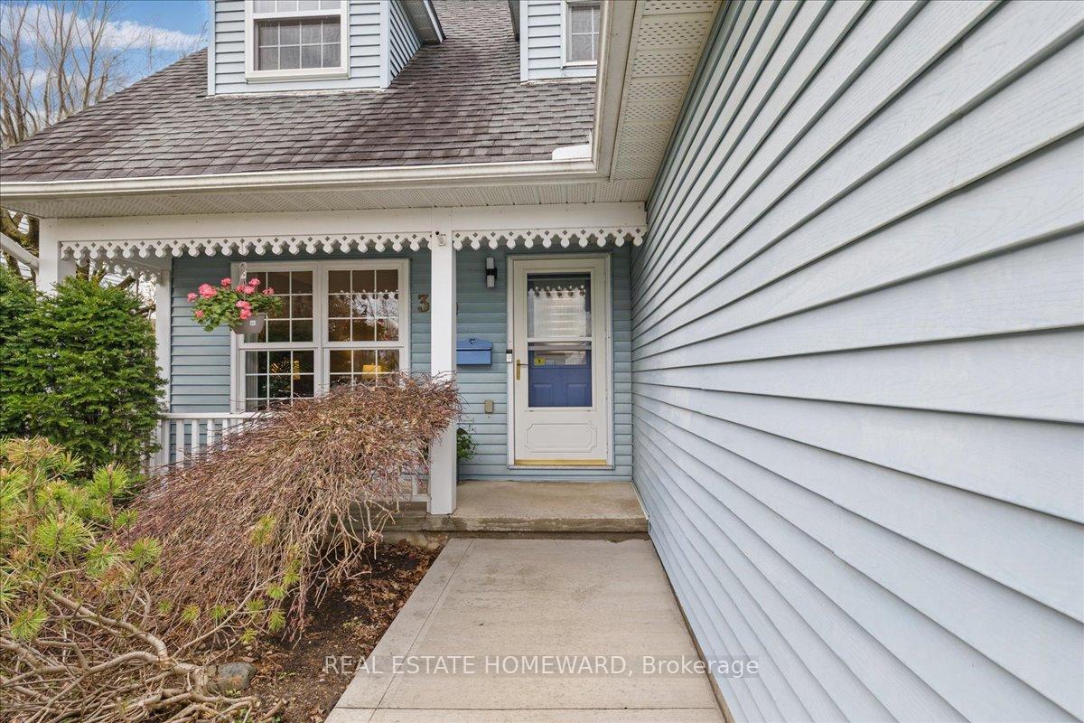 Photo 5 of 339 Bushview Crescent, Waterloo — HOMEH
