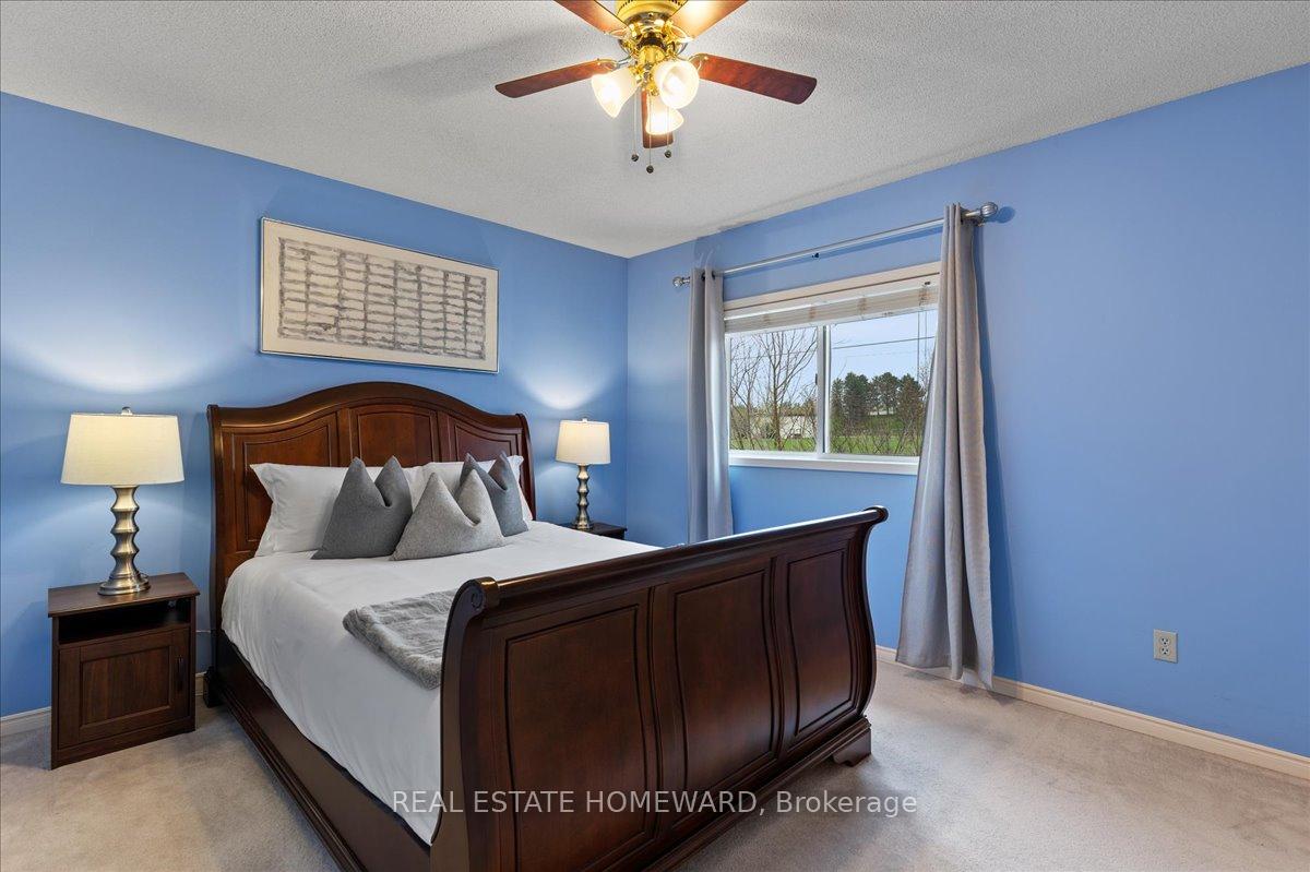 Photo 19 of 339 Bushview Crescent, Waterloo — HOMEH