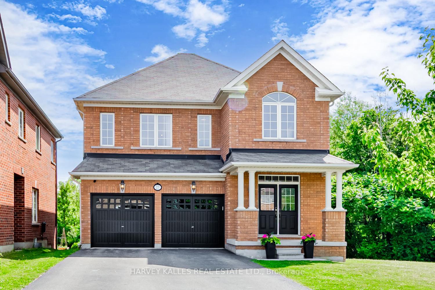Front of 27 Rock Elm Court