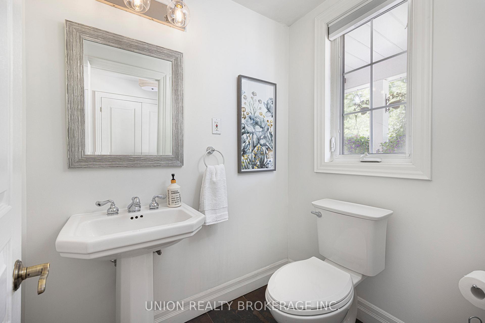 Photo 7 of 27 Merritt Road, Toronto, O'Connor-Parkview — HOMEH