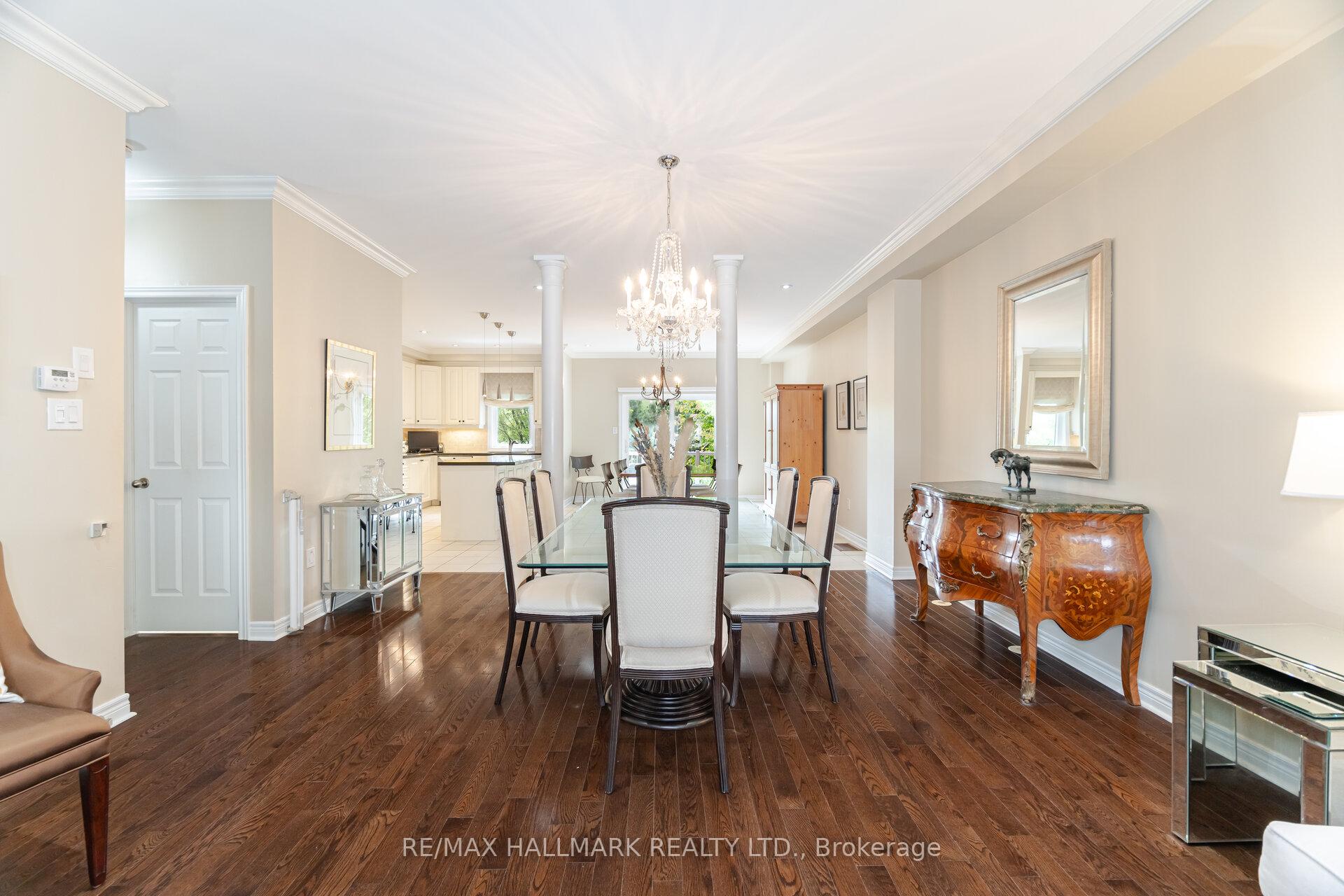 Photo 6 of Unit 11, 8900 Bathurst Street, Vaughan, Patterson — HOMEH