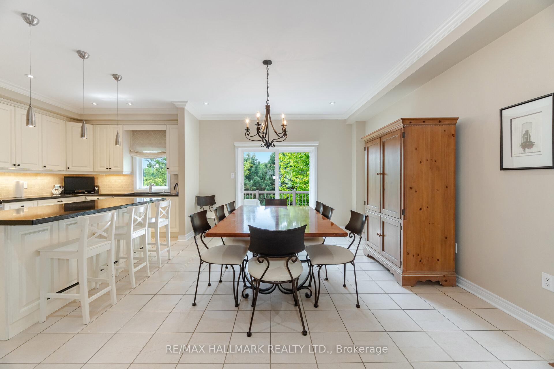 Photo 14 of Unit 11, 8900 Bathurst Street, Vaughan, Patterson — HOMEH