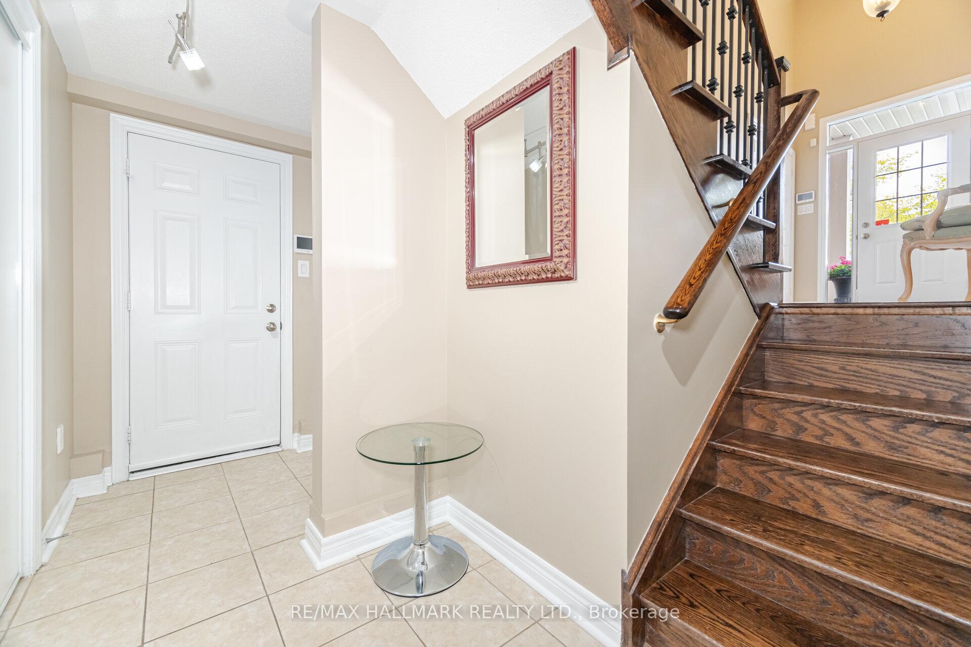 Photo 18 of Unit 11, 8900 Bathurst Street, Vaughan, Patterson — HOMEH