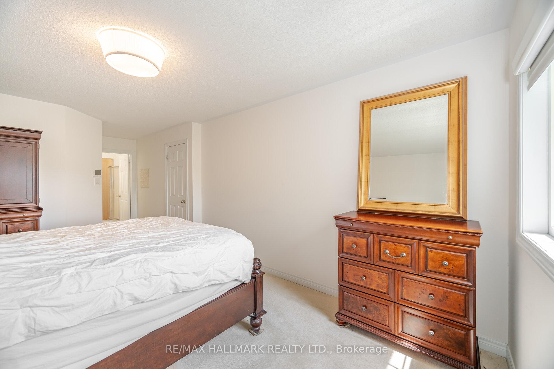 Photo 15 of Unit 11, 8900 Bathurst Street, Vaughan, Patterson — HOMEH