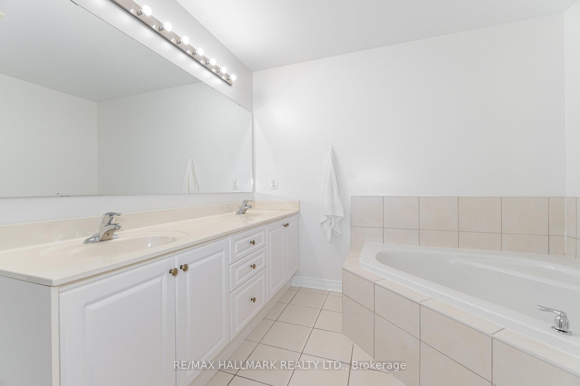 Photo 23 of Unit 11, 8900 Bathurst Street, Vaughan, Patterson — HOMEH