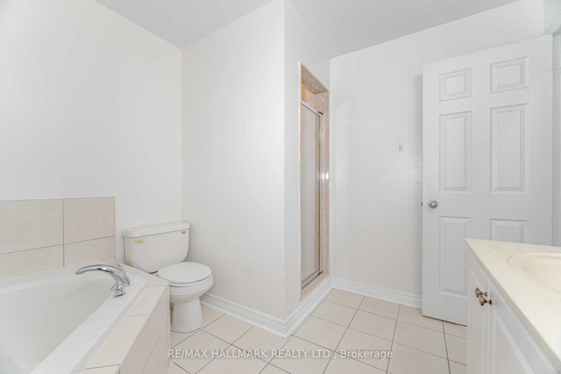 Photo 12 of Unit 11, 8900 Bathurst Street, Vaughan, Patterson — HOMEH