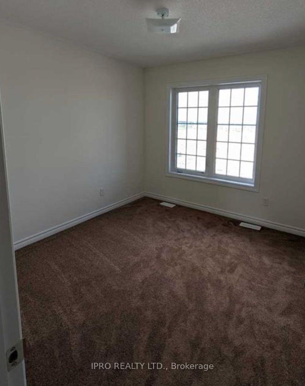 Photo 7 of 2422 Angora St Street, Pickering, Rural Pickering — HOMEH
