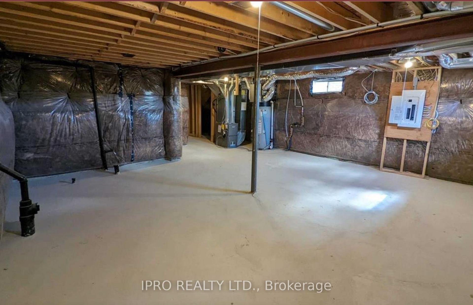 Photo 14 of 2422 Angora St Street, Pickering, Rural Pickering — HOMEH