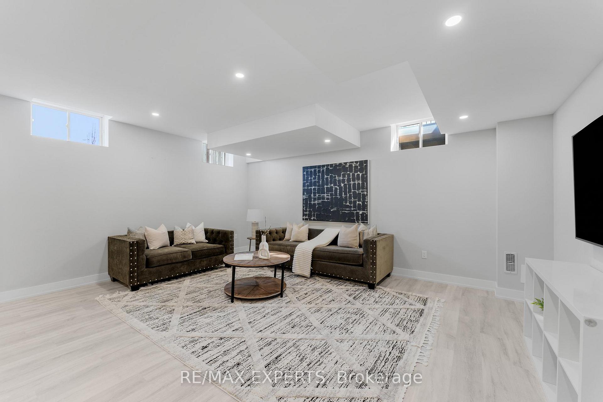 Photo 26 of 52 Doris Pawley Crescent, Caledon, Rural Caledon — HOMEH