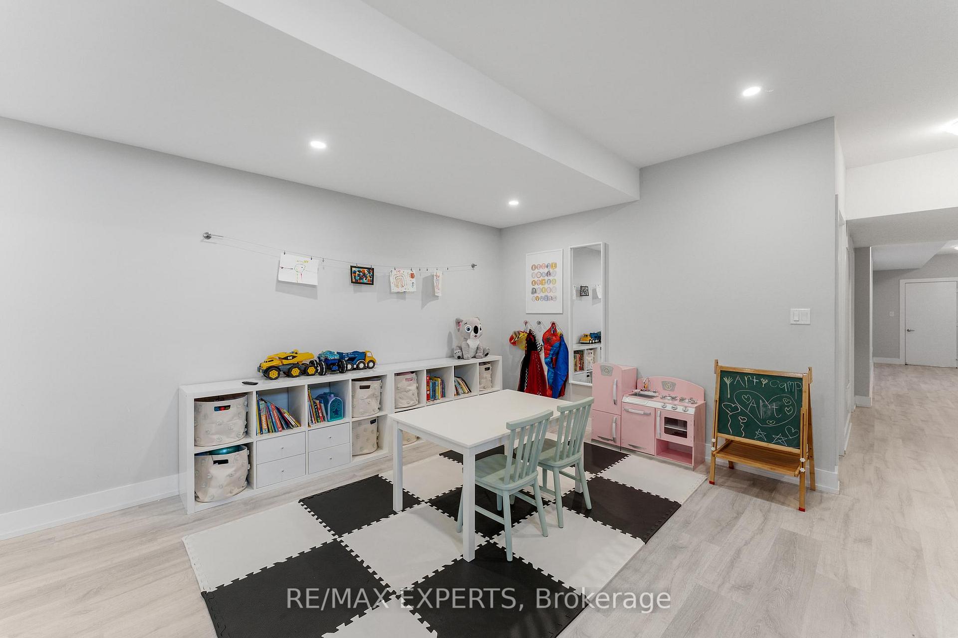 Photo 23 of 52 Doris Pawley Crescent, Caledon, Rural Caledon — HOMEH