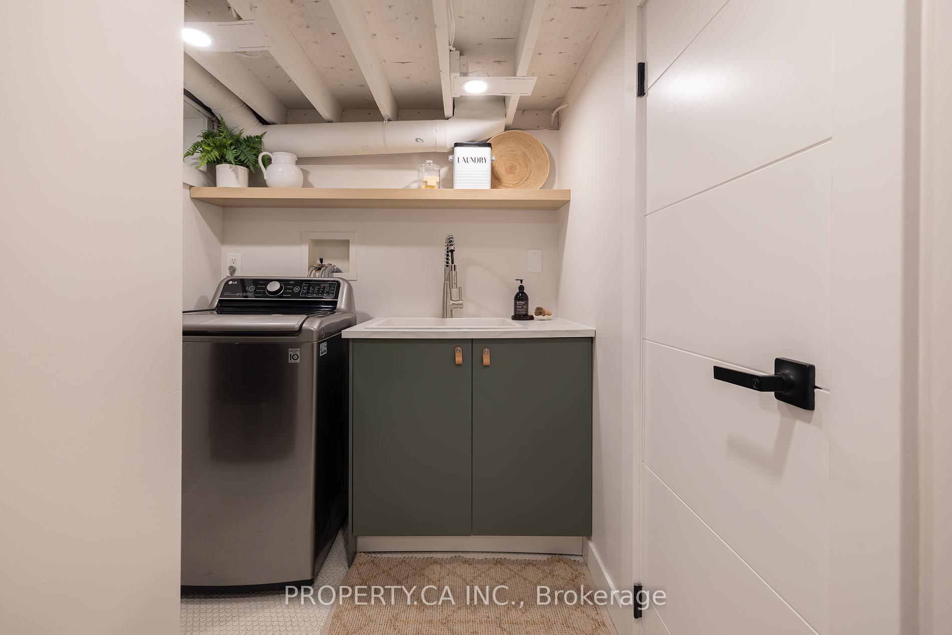 Photo 29 of 40 Ivy Avenue, Toronto, South Riverdale — HOMEH