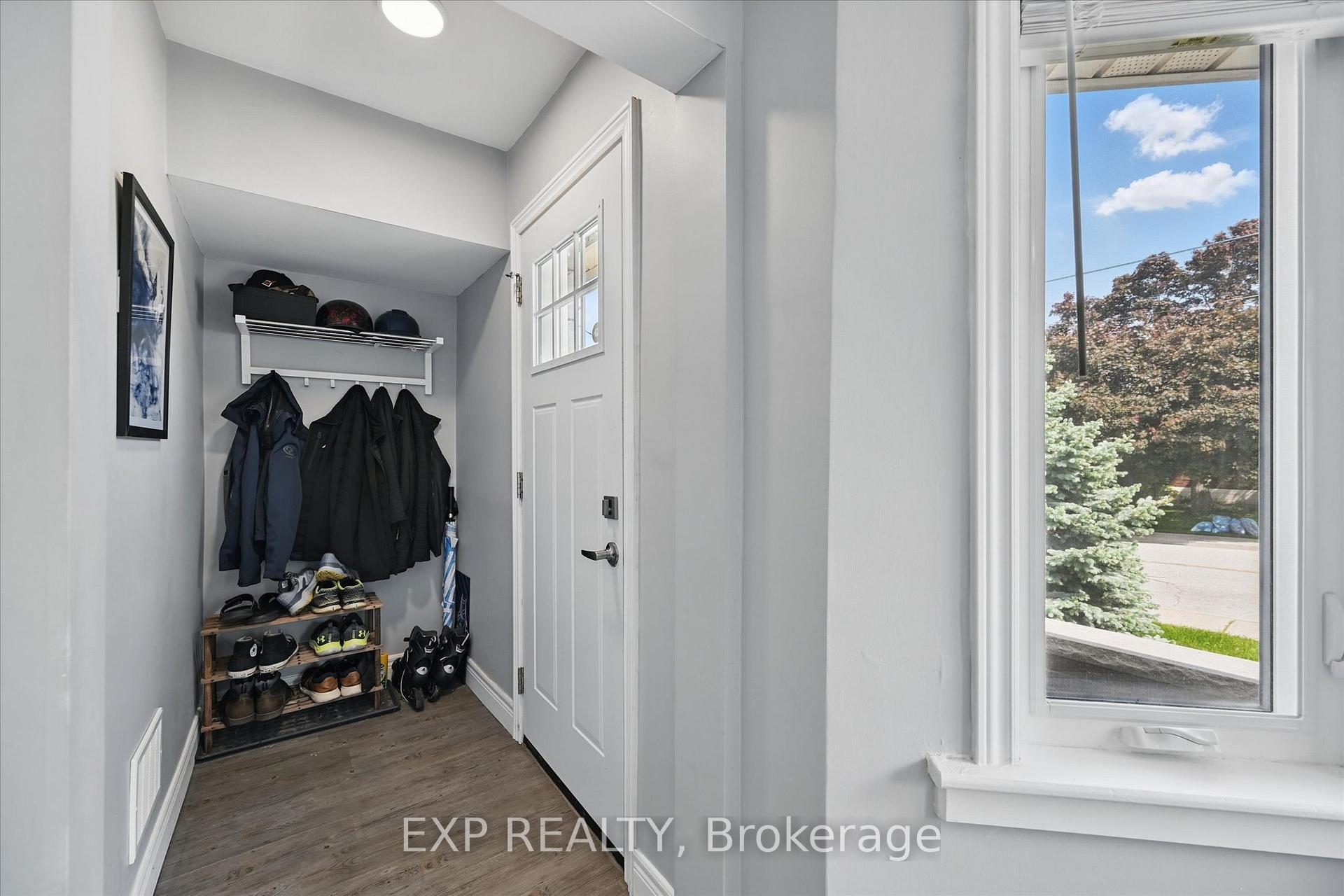 Photo 9 of 5210 McRae Street, Niagara Falls, Cherrywood — HOMEH