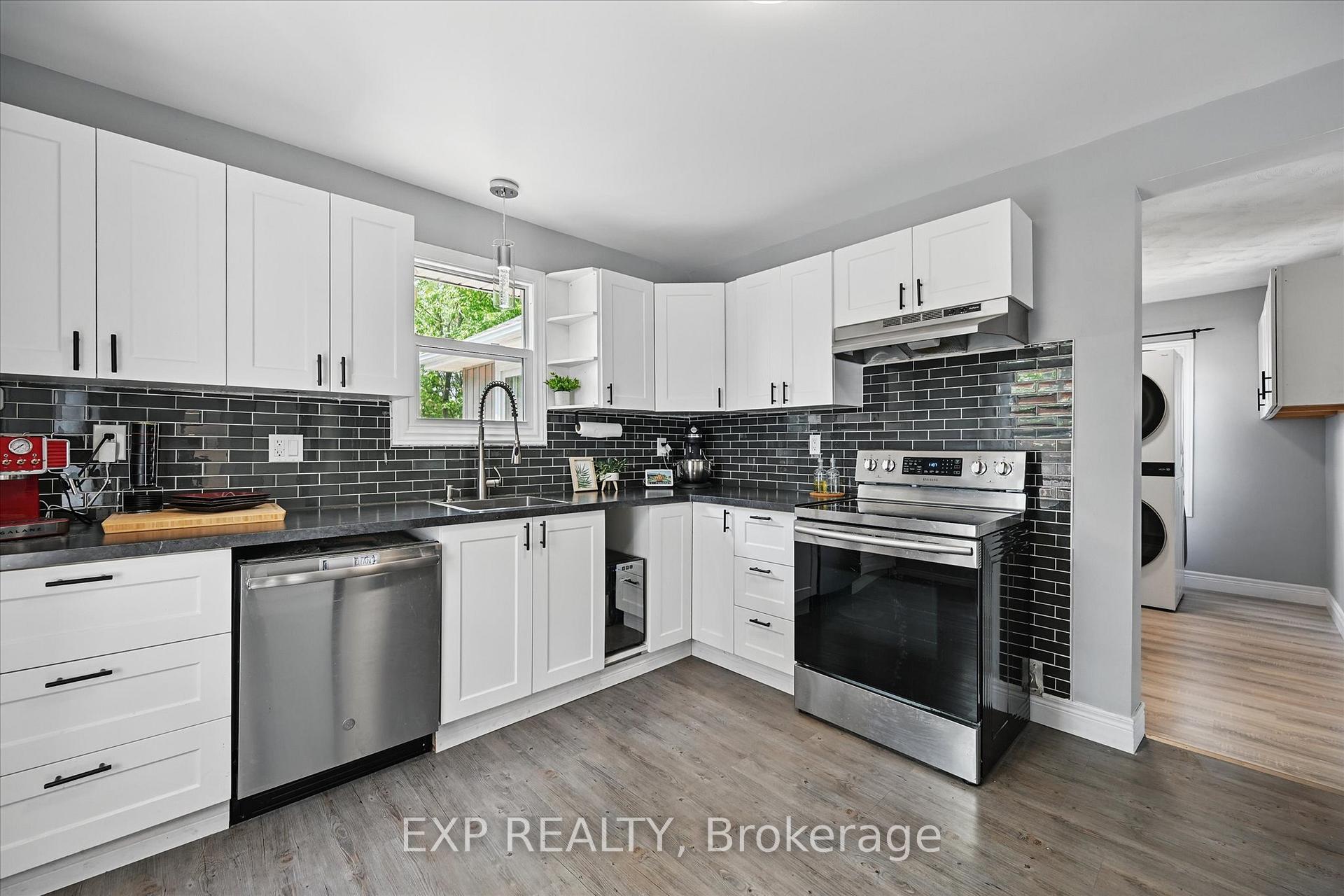 Photo 16 of 5210 McRae Street, Niagara Falls, Cherrywood — HOMEH