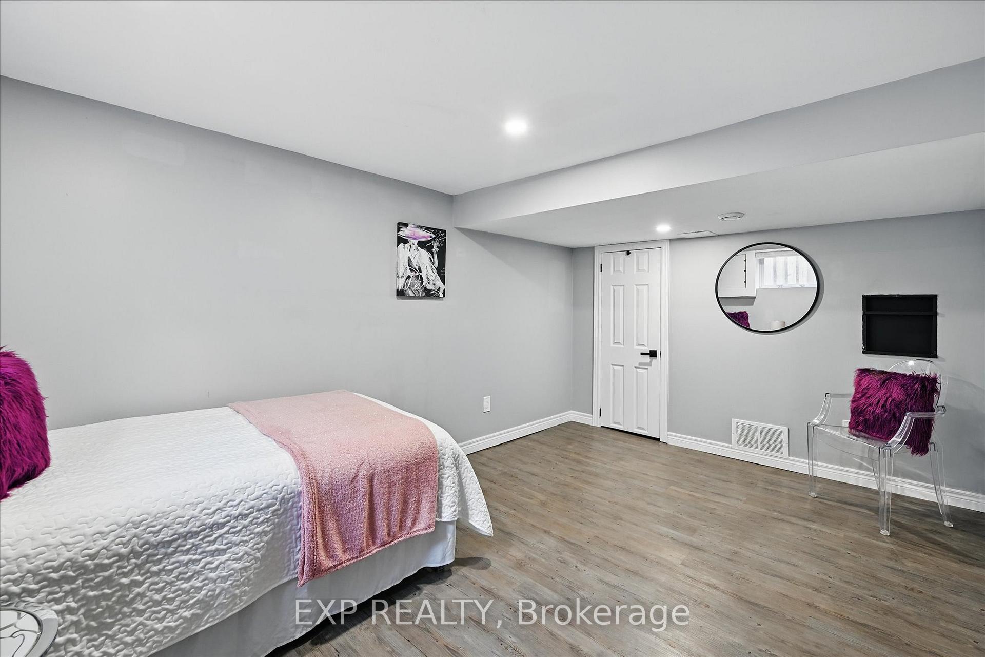 Photo 11 of 5210 McRae Street, Niagara Falls, Cherrywood — HOMEH