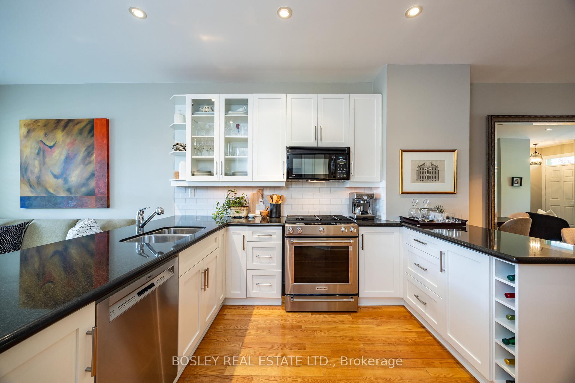Photo 12 of 75 Riverdale Avenue, Toronto, North Riverdale — HOMEH