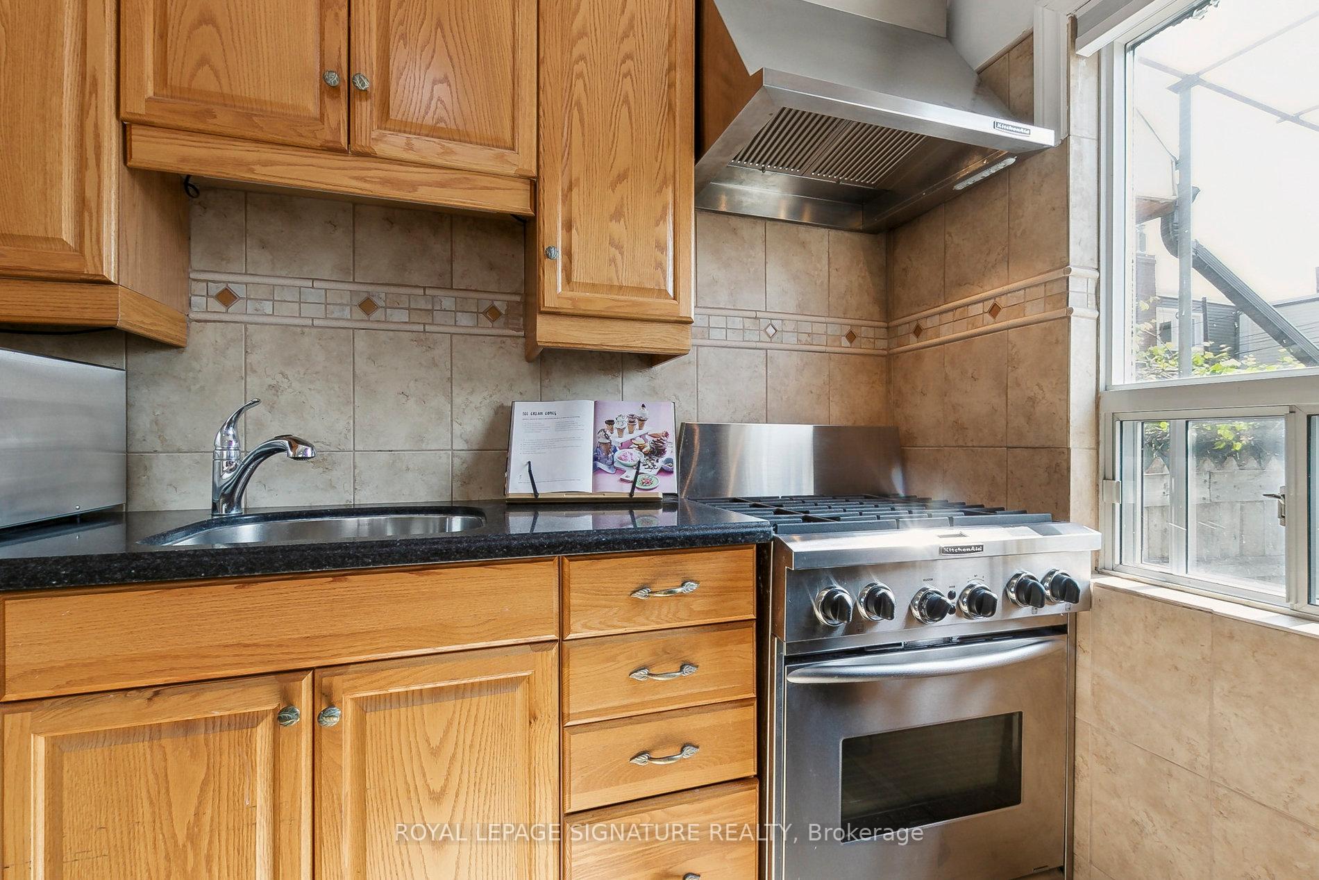 Photo 2 of 546 Lauder Avenue, Toronto, Oakwood Village — HOMEH