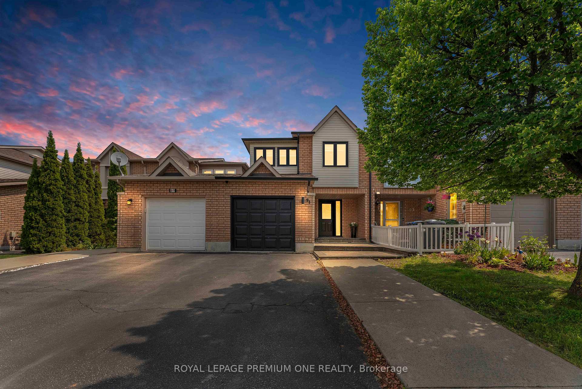 Photo 1 of Unit ON, 91 Hanton Crescent, Caledon, Bolton East — HOMEH