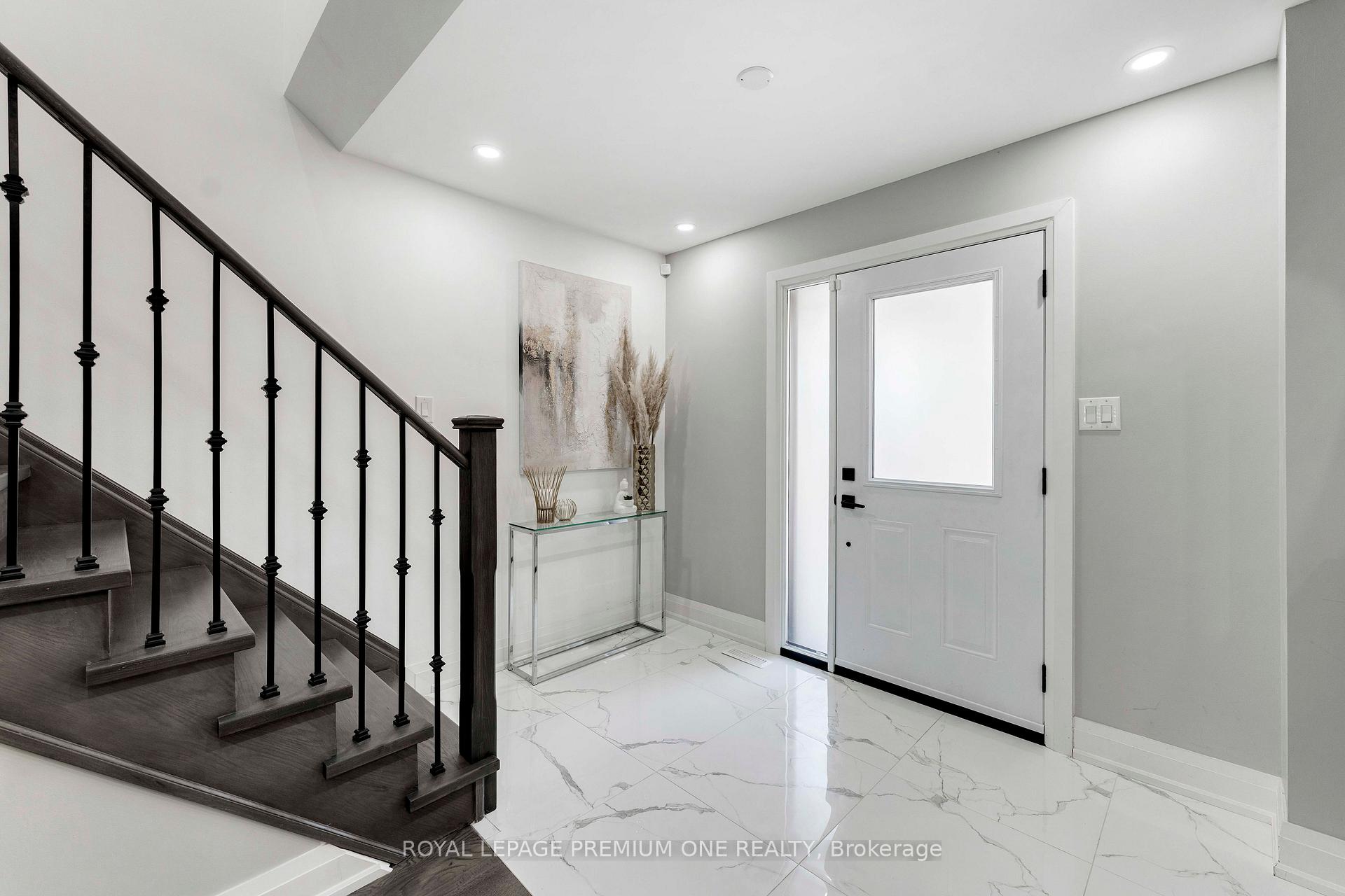 Photo 27 of Unit ON, 91 Hanton Crescent, Caledon, Bolton East — HOMEH