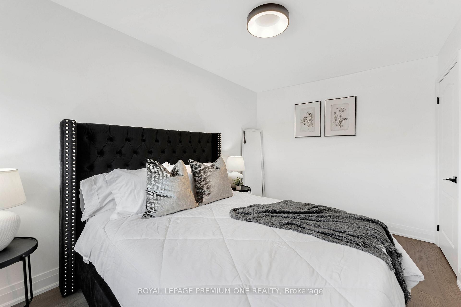 Photo 10 of Unit ON, 91 Hanton Crescent, Caledon, Bolton East — HOMEH