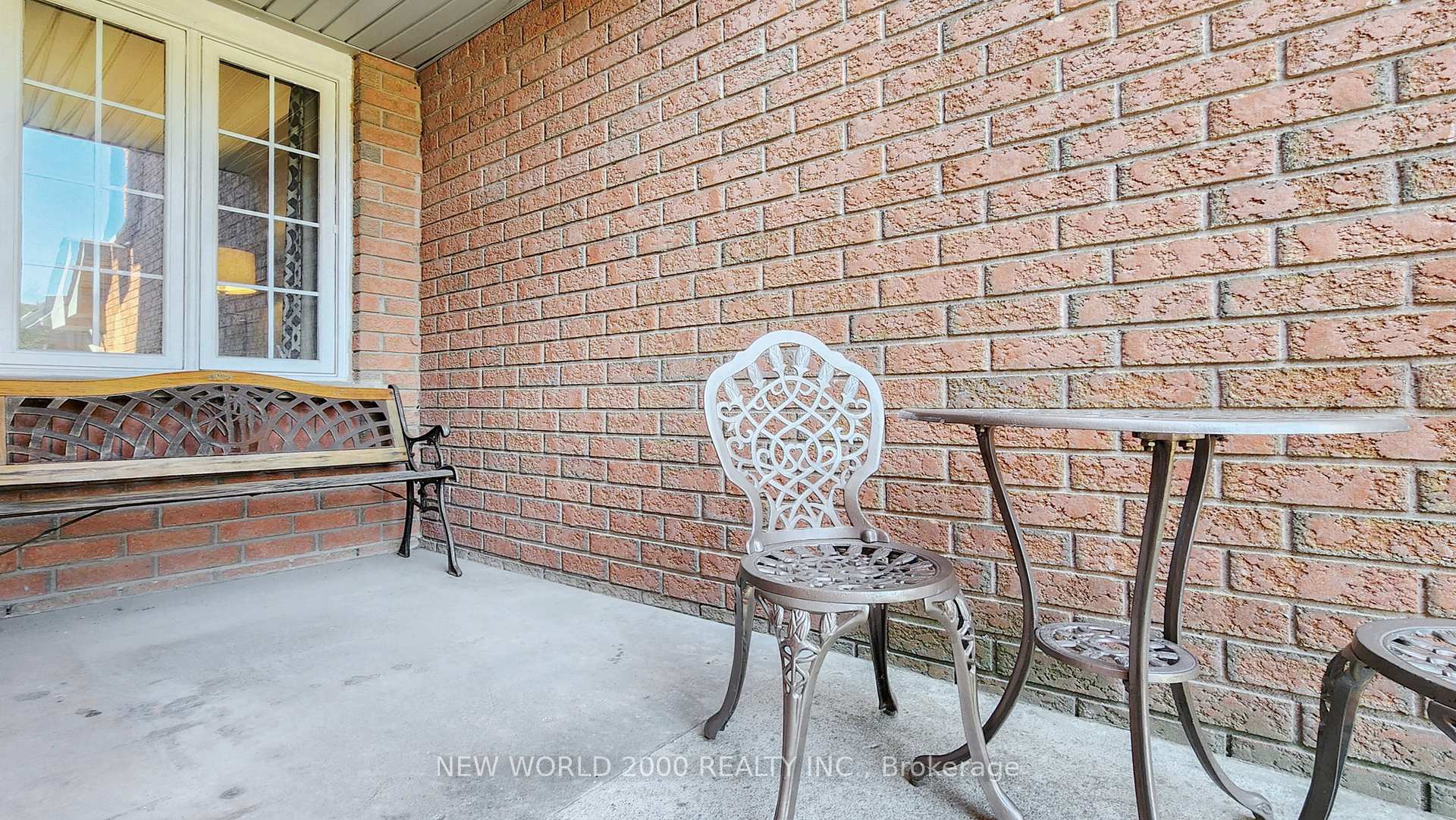 Photo 16 of 34 Fife Road, Aurora, Aurora Grove — HOMEH