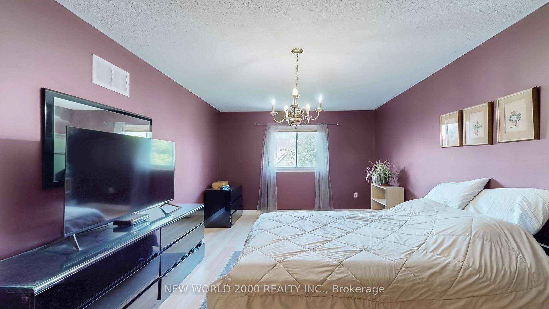 Photo 44 of 34 Fife Road, Aurora, Aurora Grove — HOMEH