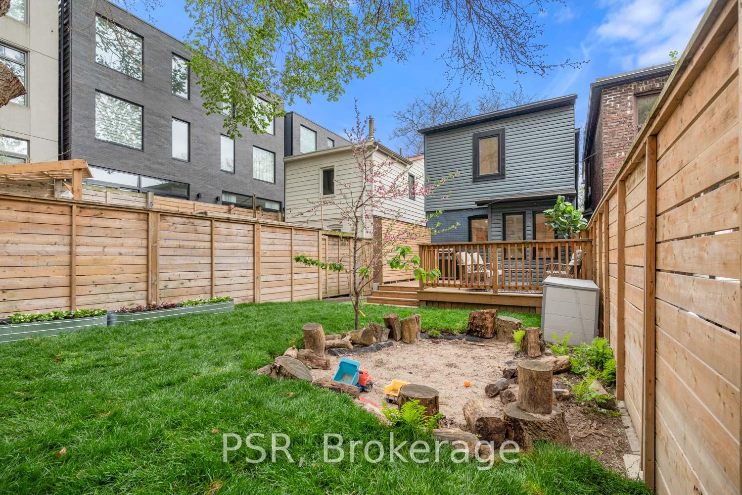 Photo 39 of 43 Hemlock Avenue, Toronto, Woodbine Corridor — HOMEH
