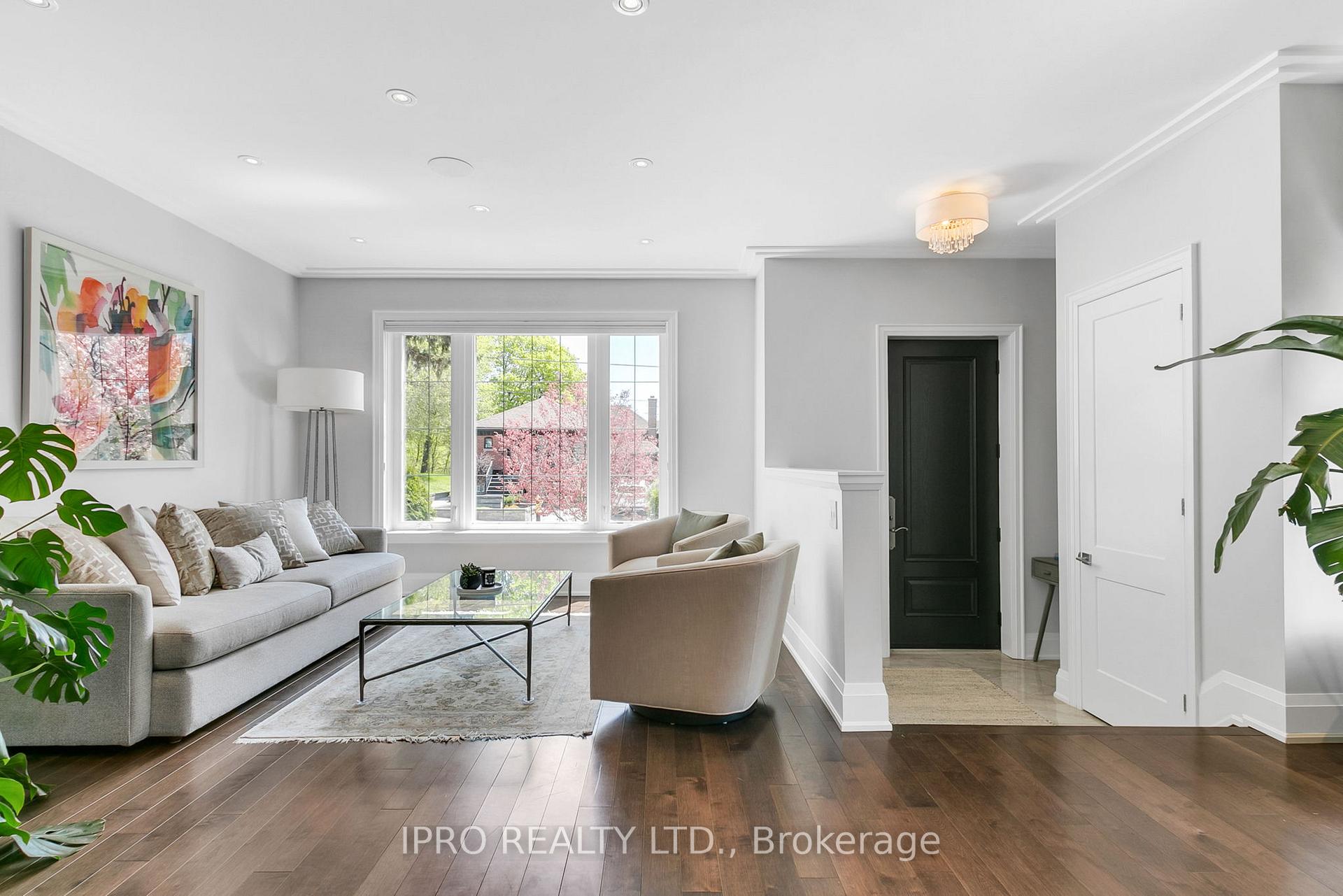Photo 9 of 30 Notley Place, Toronto, O'Connor-Parkview — HOMEH