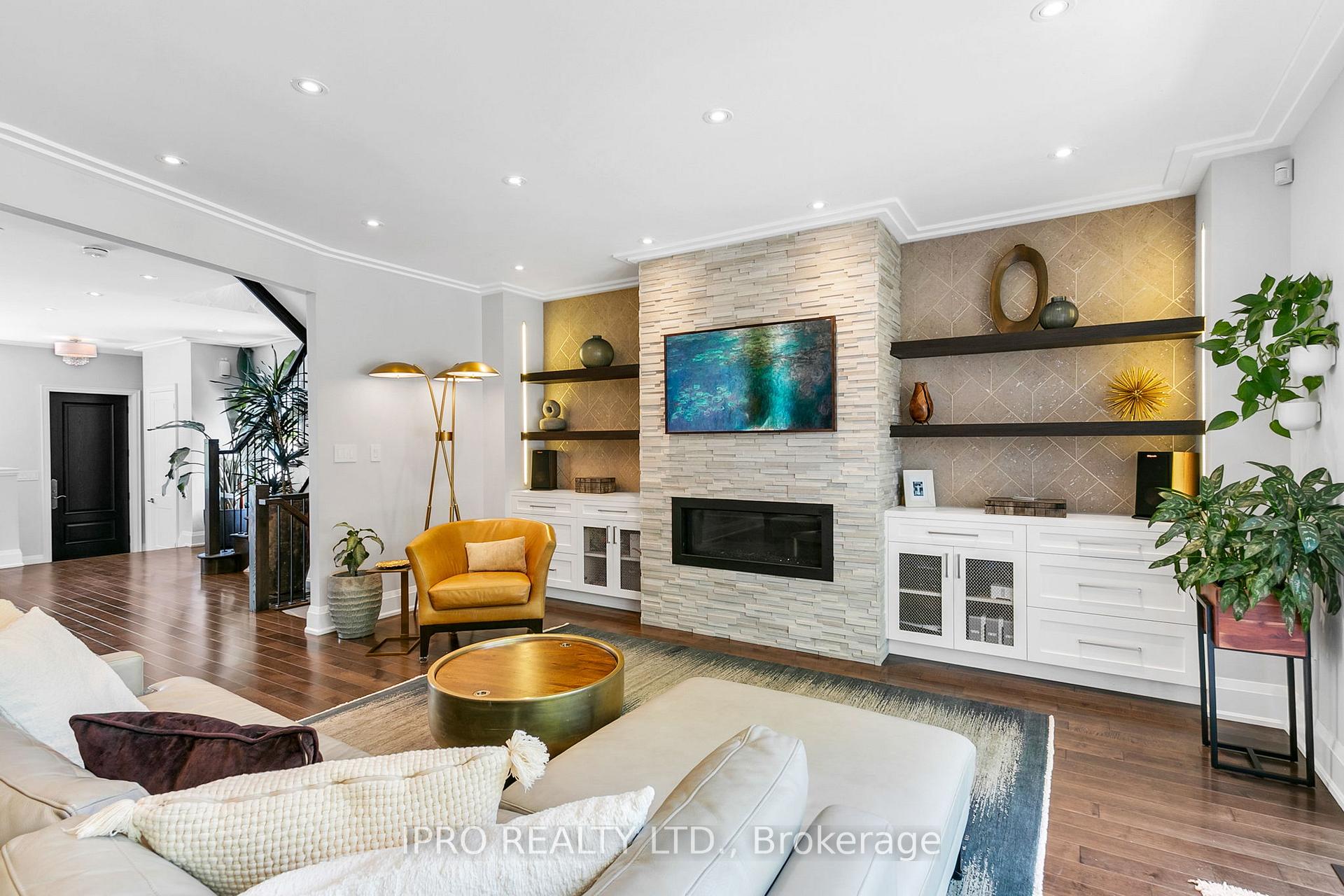 Photo 11 of 30 Notley Place, Toronto, O'Connor-Parkview — HOMEH