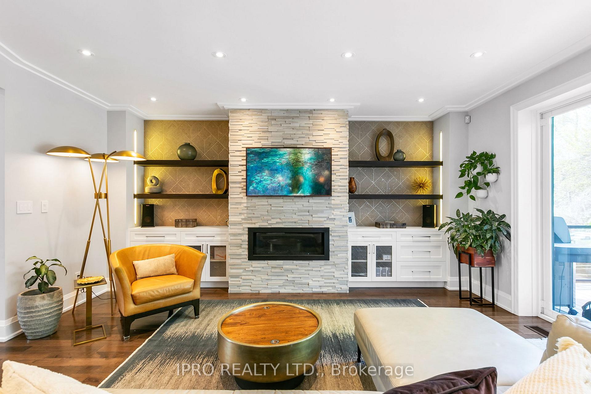 Photo 8 of 30 Notley Place, Toronto, O'Connor-Parkview — HOMEH