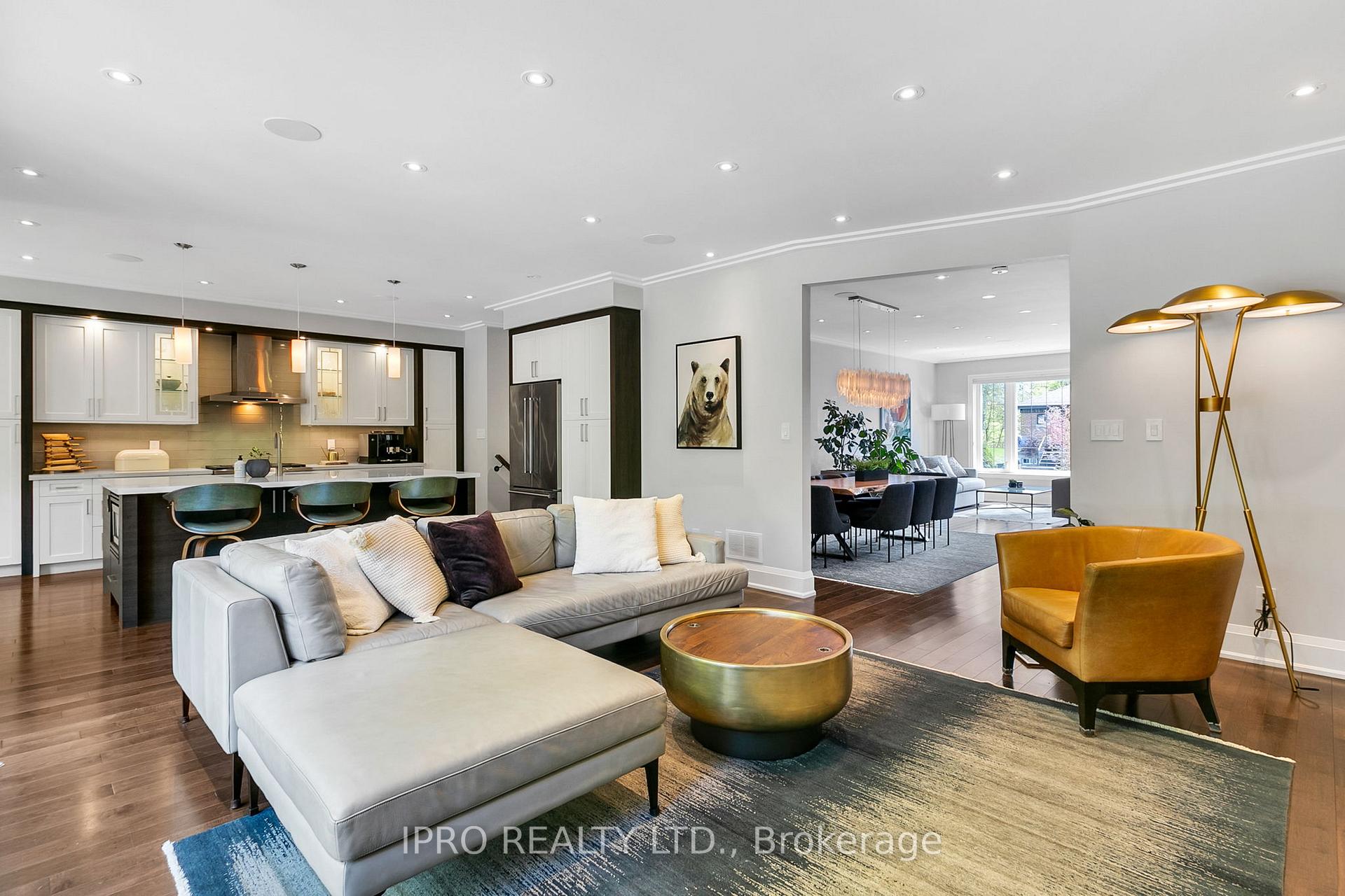 Photo 12 of 30 Notley Place, Toronto, O'Connor-Parkview — HOMEH