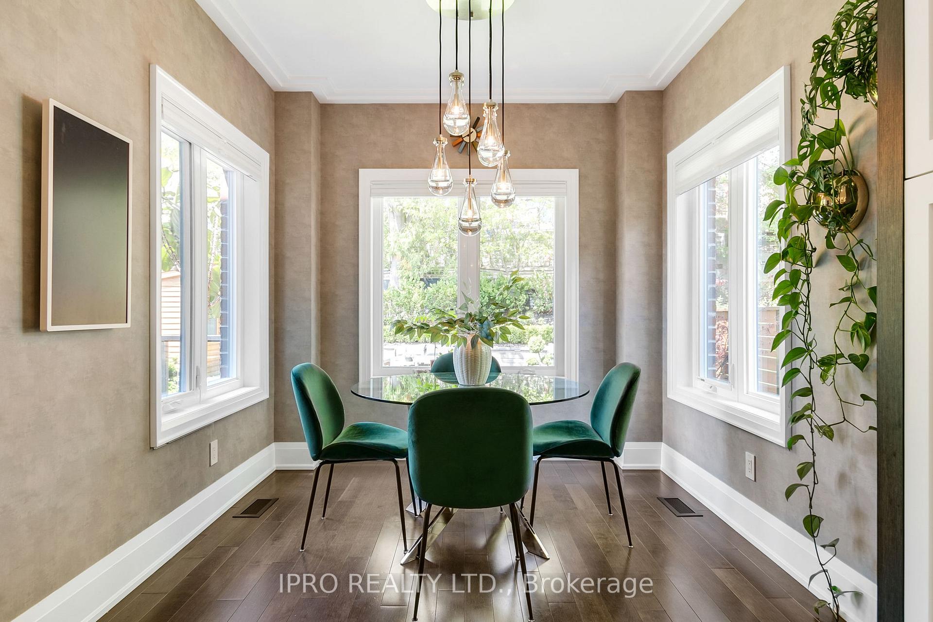 Photo 14 of 30 Notley Place, Toronto, O'Connor-Parkview — HOMEH