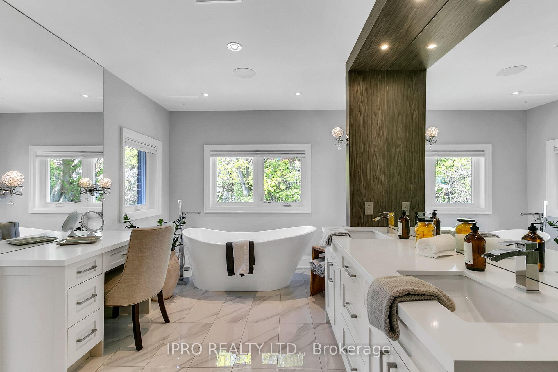 Photo 18 of 30 Notley Place, Toronto, O'Connor-Parkview — HOMEH