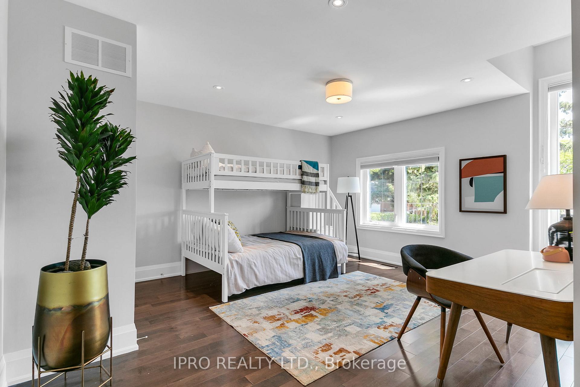 Photo 22 of 30 Notley Place, Toronto, O'Connor-Parkview — HOMEH